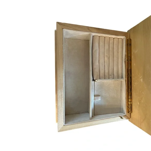 Vintage Sankyo Maple Birdseye High Gloss Musical Jewelry Box Working - Picture 16 of 16